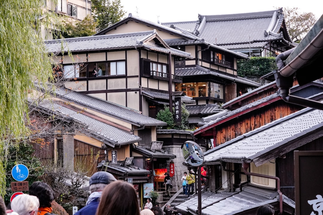 秋田