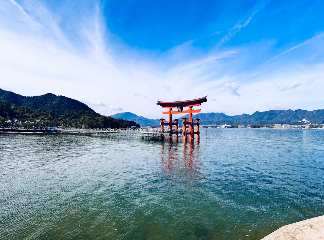 厳島神社