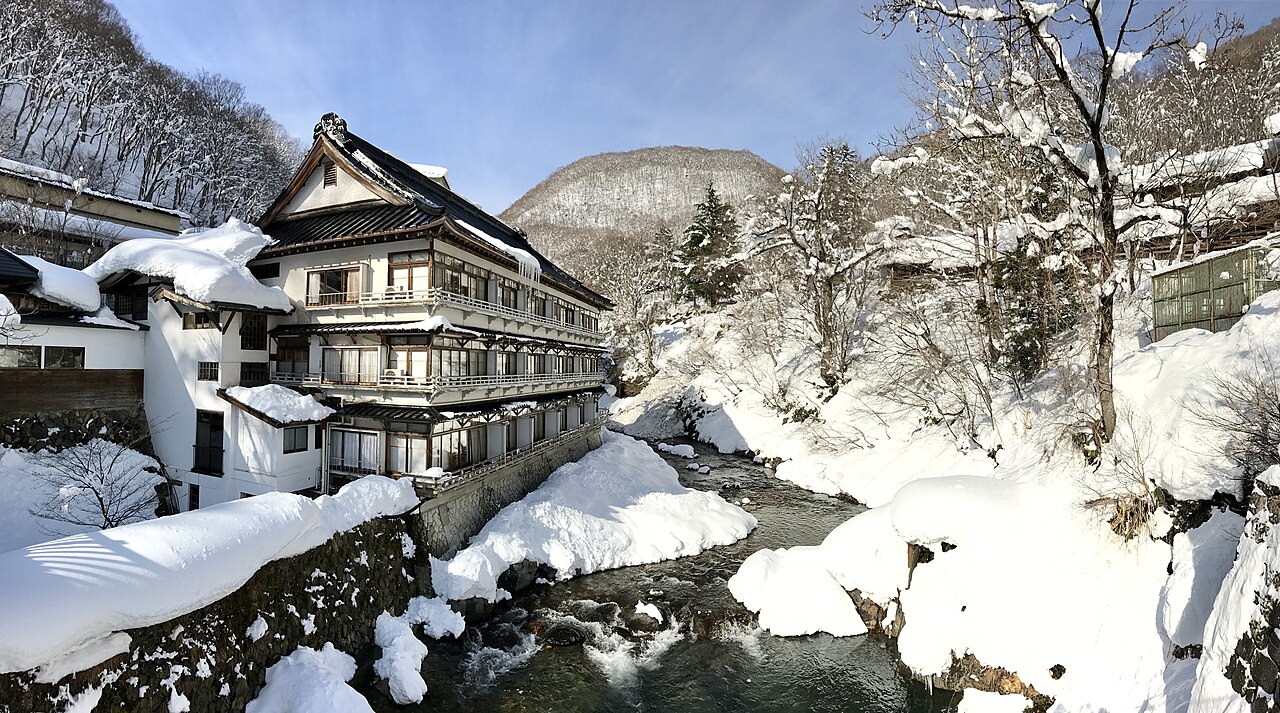 宝川温泉の風景
